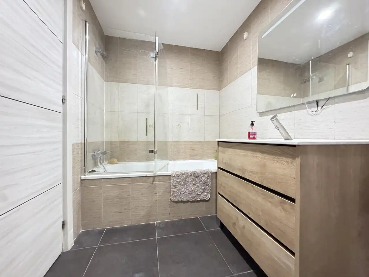 Bathroom of Flat for sale in Sils