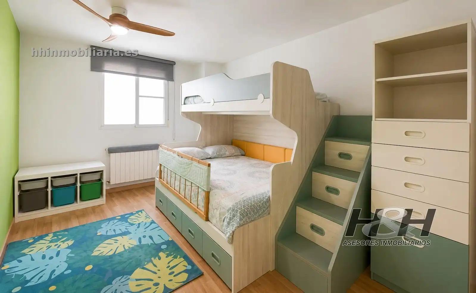 Habitación de Ático en venta en Burjassot con Aire acondicionado, Calefacción y Balcón