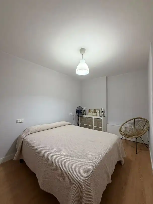 Schlafzimmer von Wohnung zur Miete in Gijón  mit Heizung und Terrasse