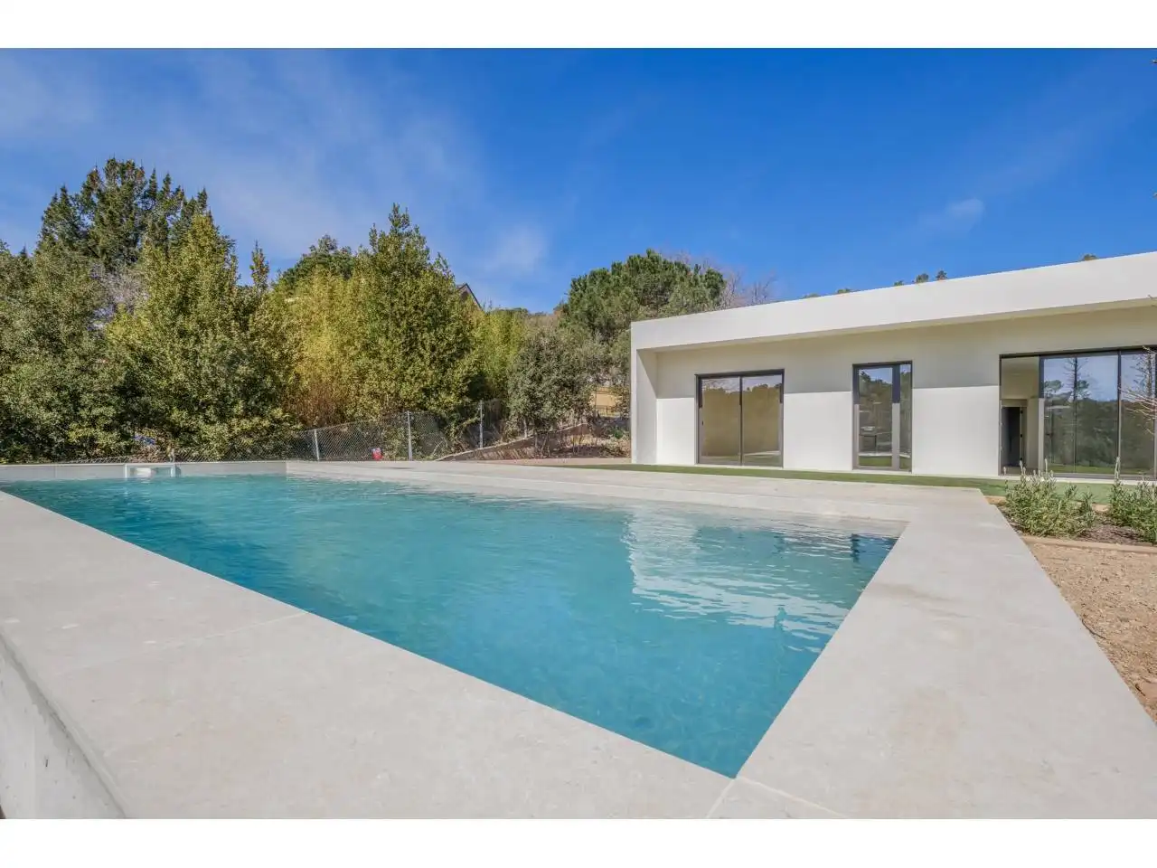 Piscina de Casa o chalet en venta en Matadepera con Aire acondicionado, Calefacción y Jardín privado