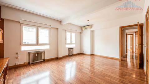 Foto 2 de Piso de alquiler en Prosperidad,  Madrid Capital