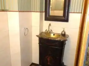 Bany de Pis de lloguer en Gijón  amb Calefacció, Parquet i Moblat