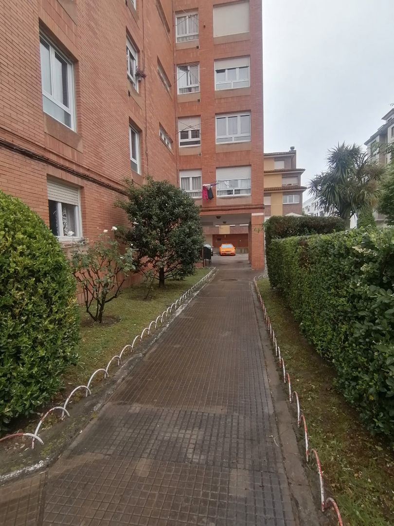 Parking of Flat for sale in Gijón   with Heating, Private garden and Parquet flooring