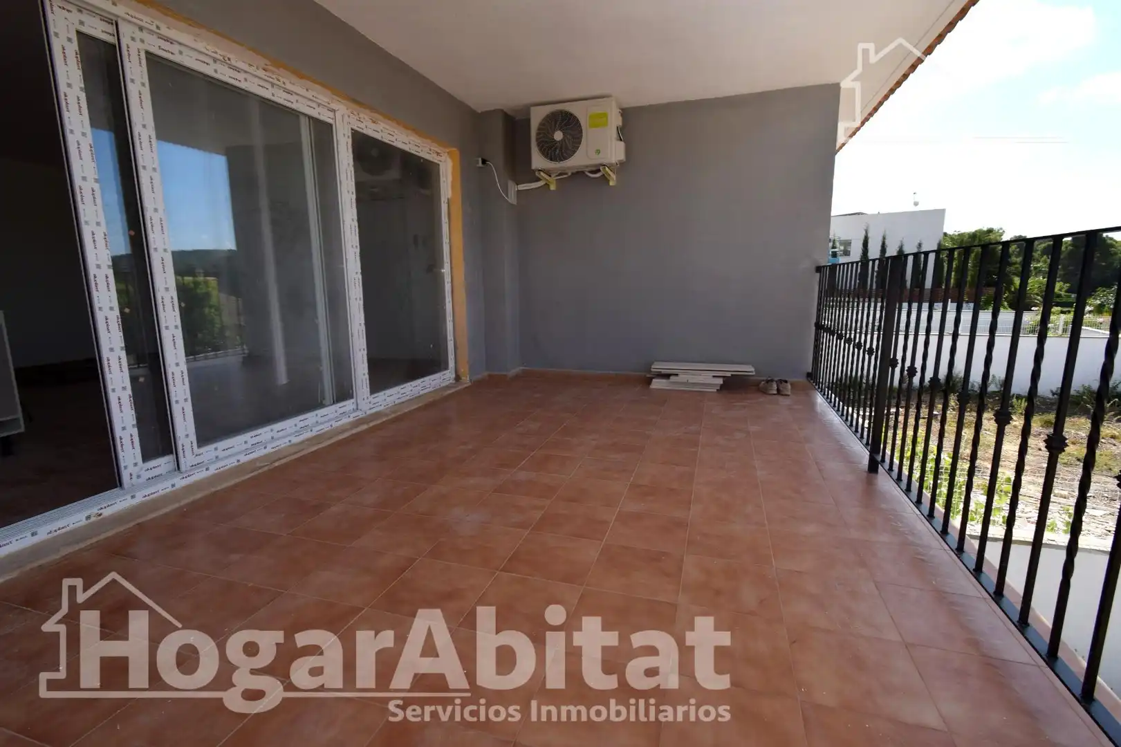 Terrassa de Casa o xalet en venda en Chiva amb Aire condicionat, Calefacció i Jardí privat
