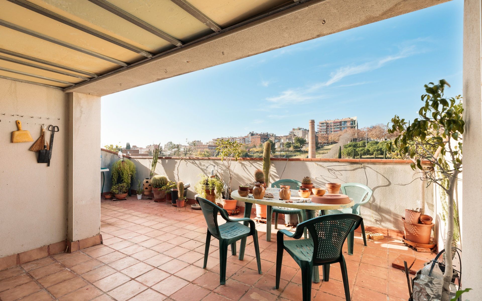 Terrassa de Casa o xalet en venda en Badalona amb Calefacció, Terrassa i Moblat