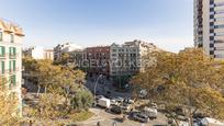 Exterior view of Apartment for sale in  Barcelona Capital  with Air Conditioner, Heating and Private garden