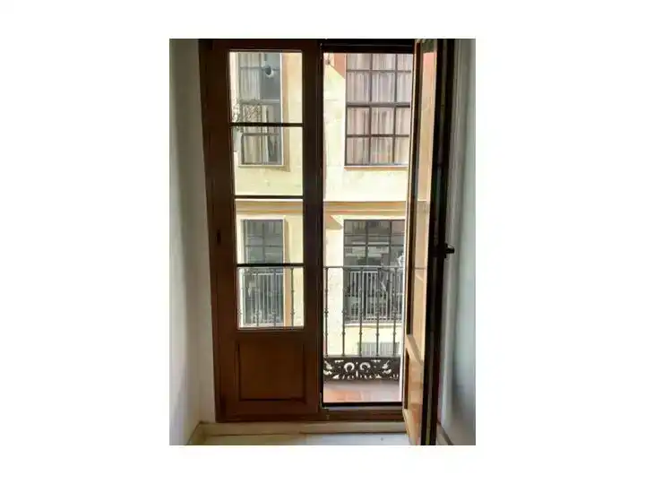 Terrassa de Estudi de lloguer en Madrid amb Aire condicionat, Parquet i Moblat