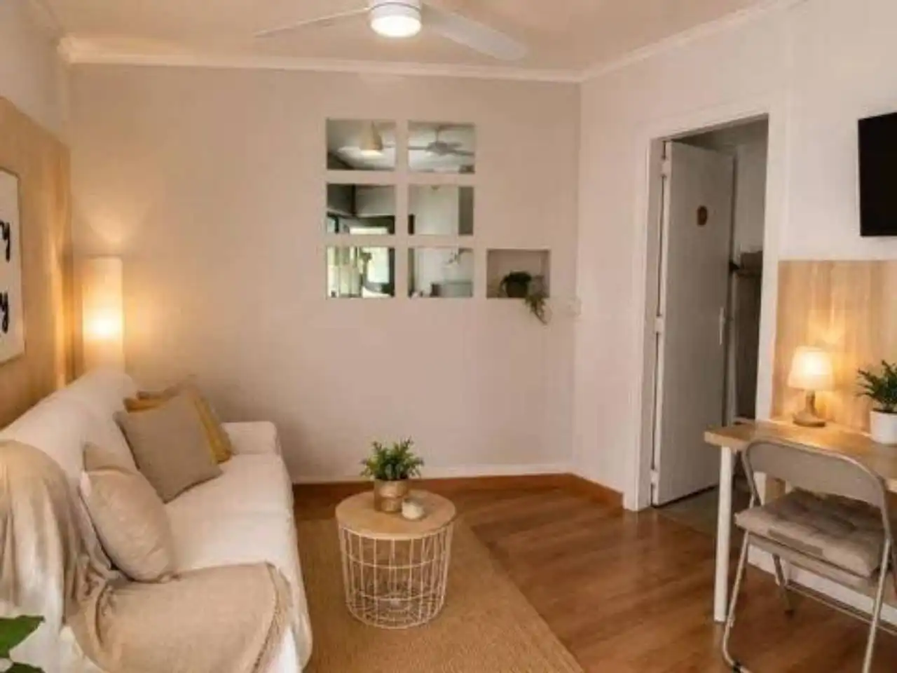 Commercial properties for rent in El Carmel