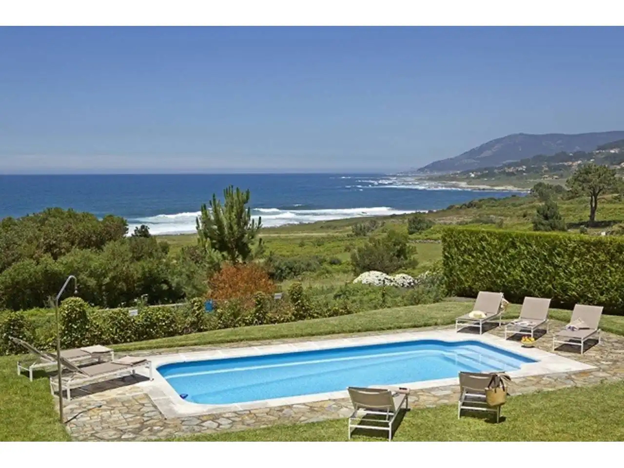 Schwimmbecken von Haus oder Chalet zur Miete in Baiona mit Heizung, Privatgarten und Terrasse