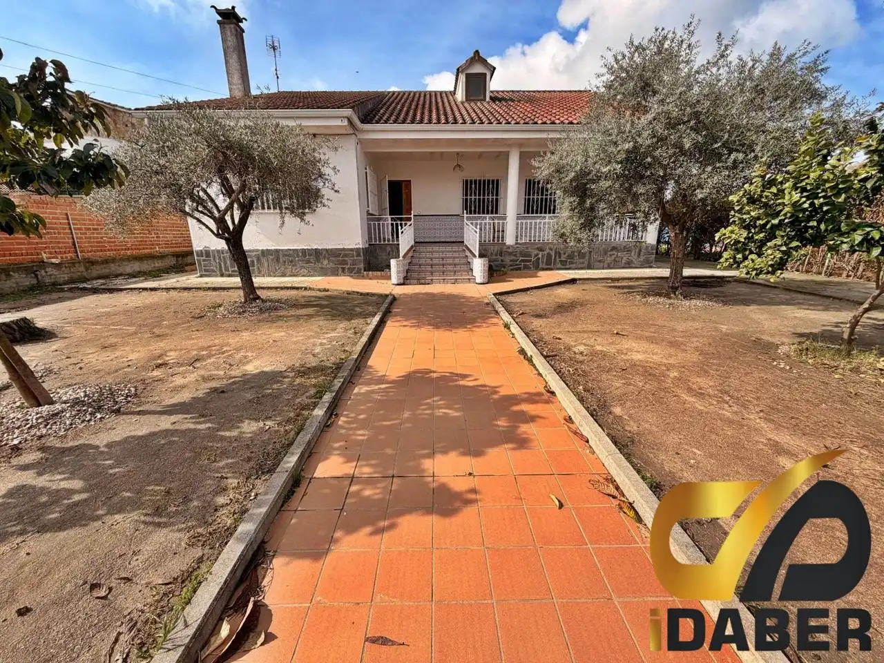 Casa amb piscina en venda a Carranque