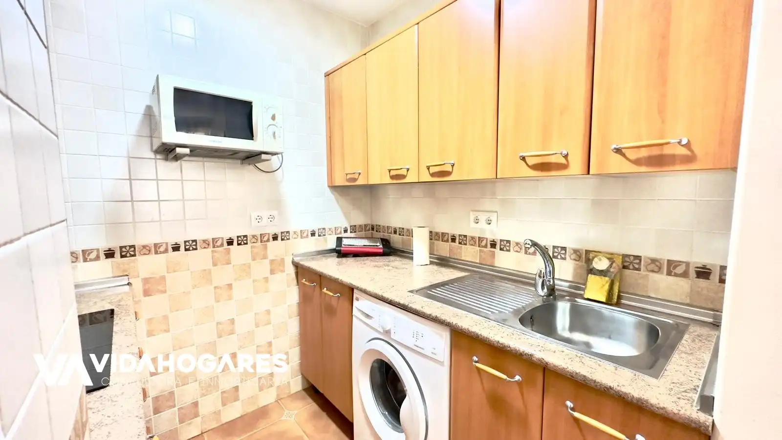 Kitchen of Flat for sale in Rota  with Air Conditioner