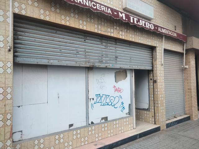 Local comercial en Venta en Avenida Buenos Aires, 2 en Casetas - Villarrapa