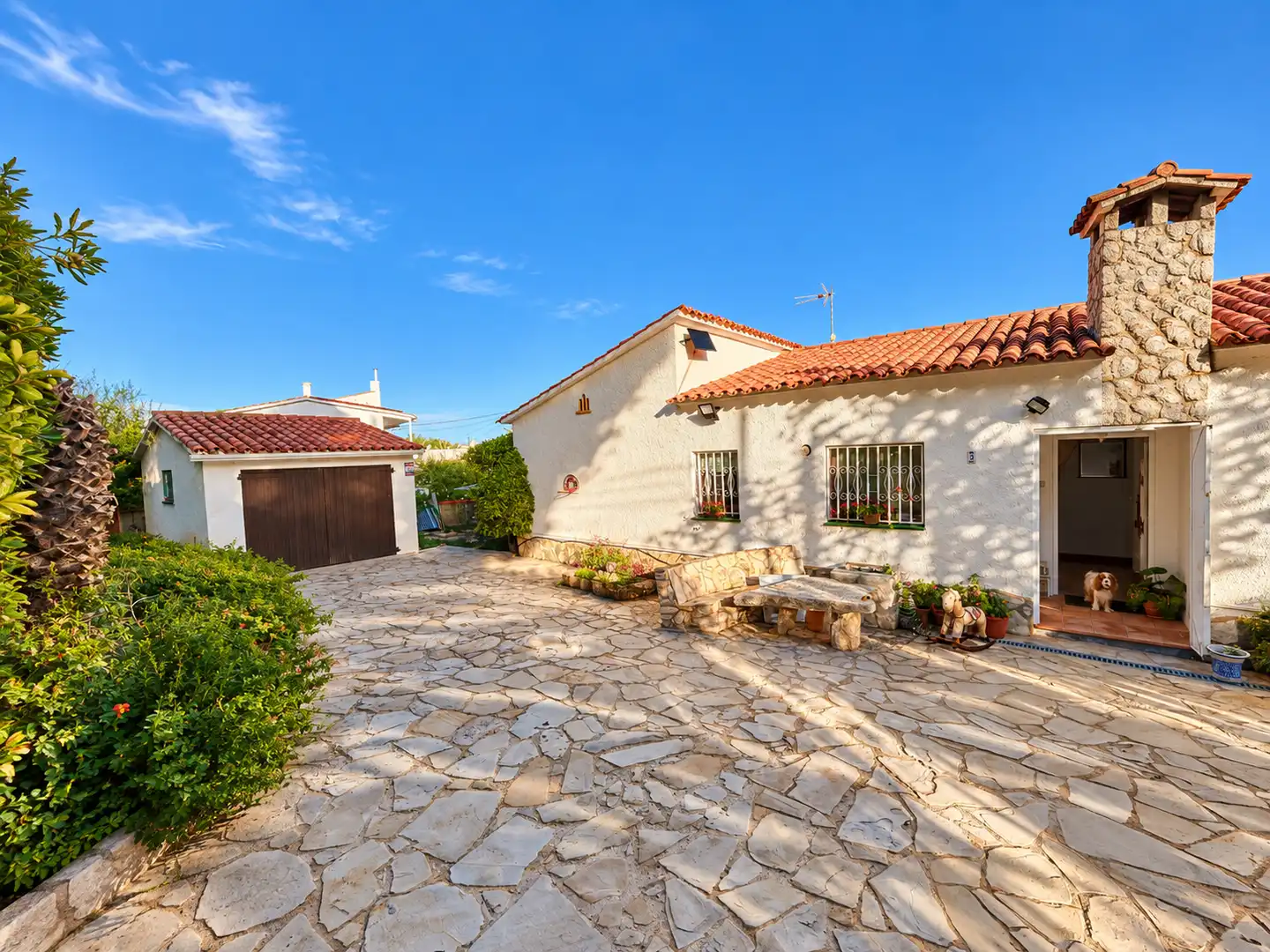 Detached house with pool for sale in Carrer de la Violeta 4, imagen 7