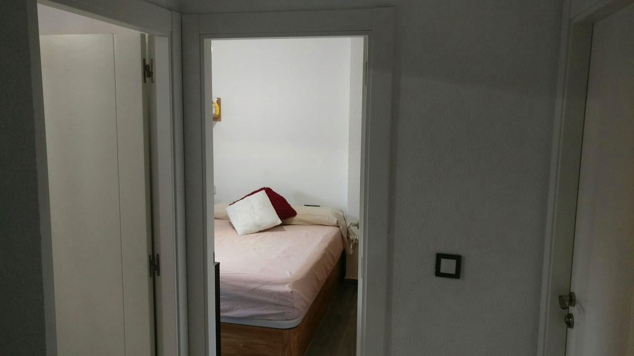 Bedroom of Flat to share in  Valencia Capital  with Air Conditioner, Furnished and Washing machine
