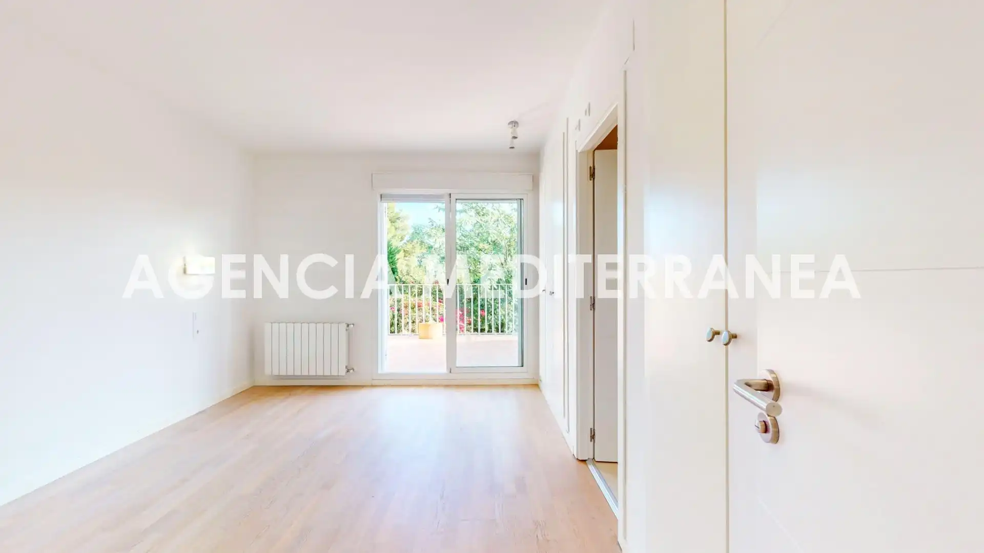 Casa adosada en venta en Calle PUIGCAMPANA, Casas Verdes