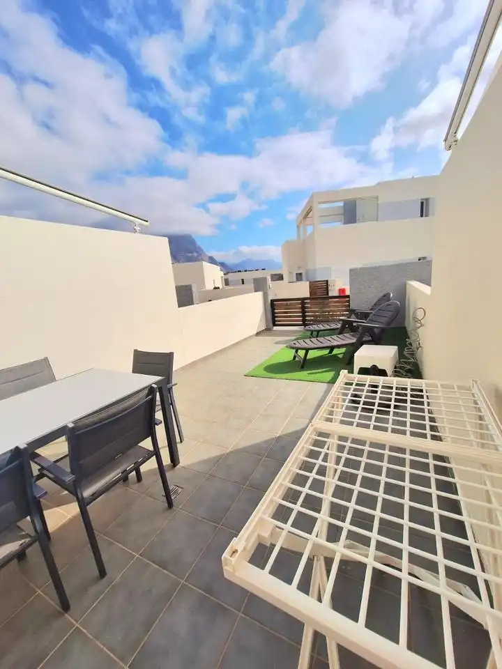 Duplexes for rent in Obispo Pildain Esquina Avda Sebastian Sosa, Agaete