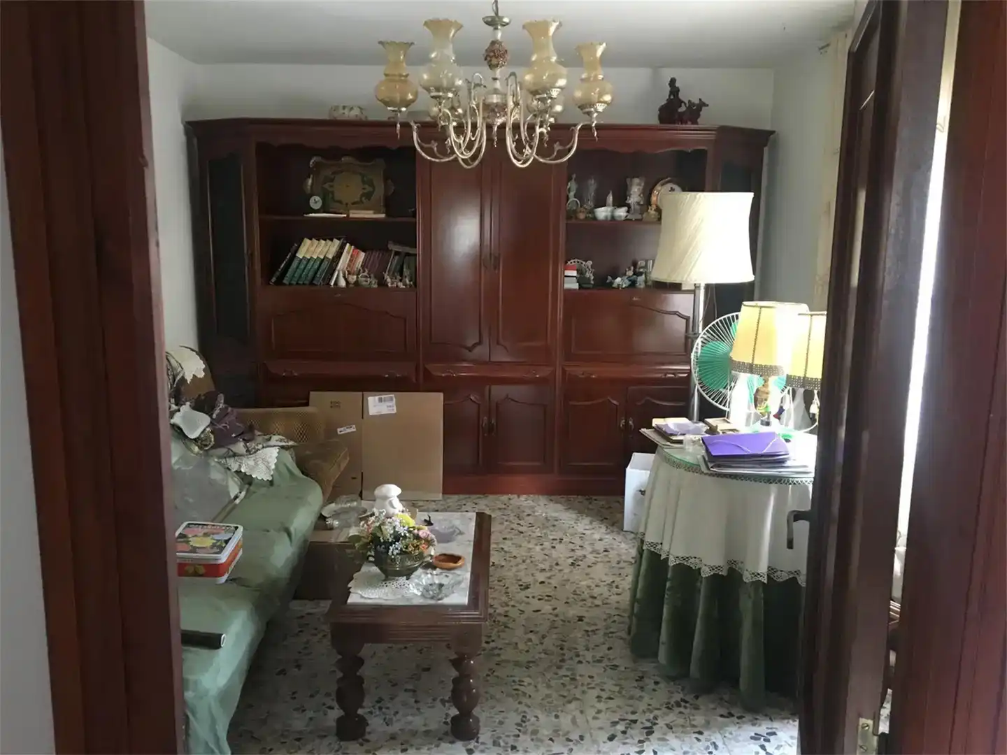 Sala d'estar de Finca rústica en venda en Mojados amb Traster i TV