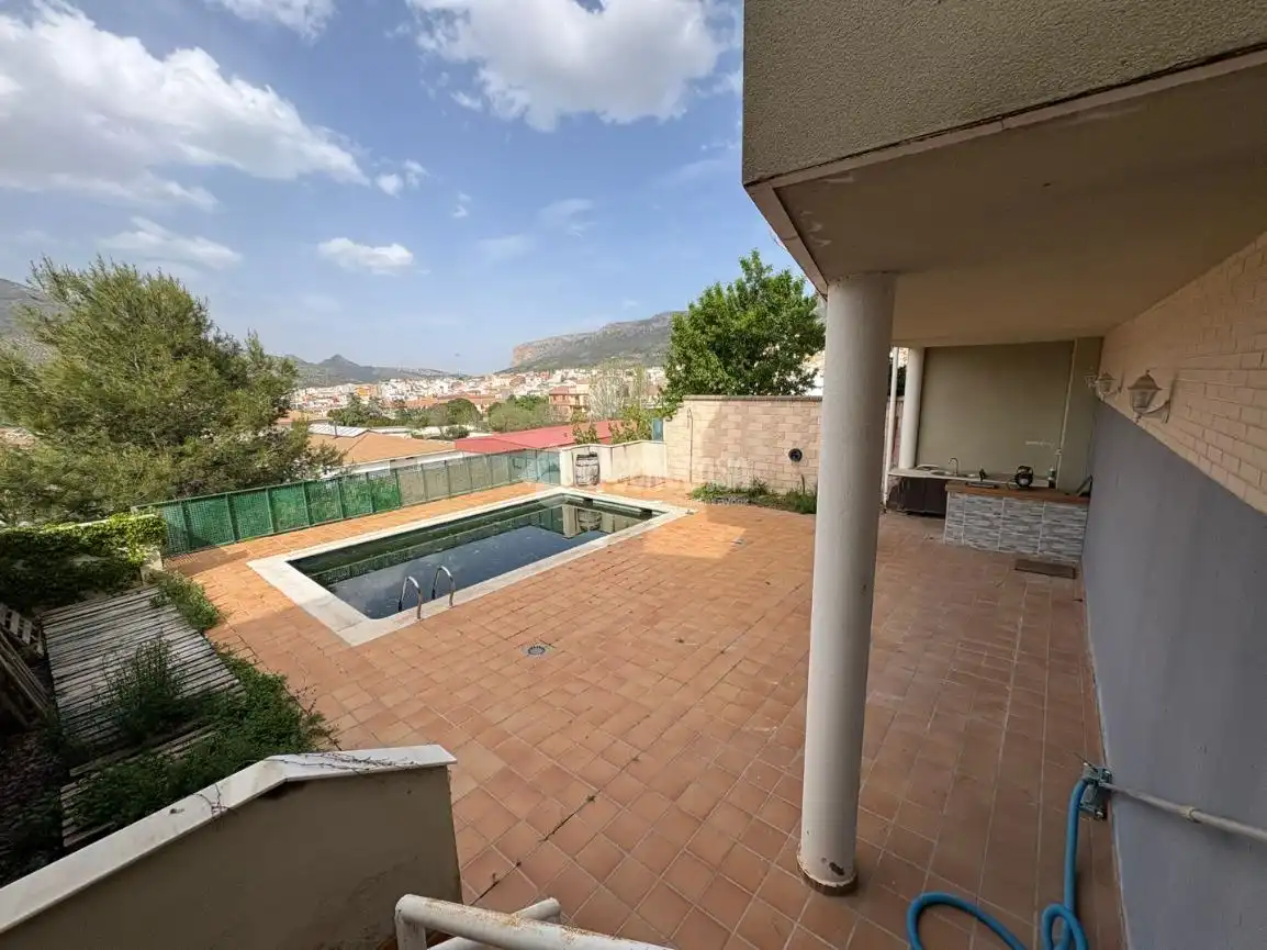 Casa amb balcó en venda a Los Villares, imagen 4