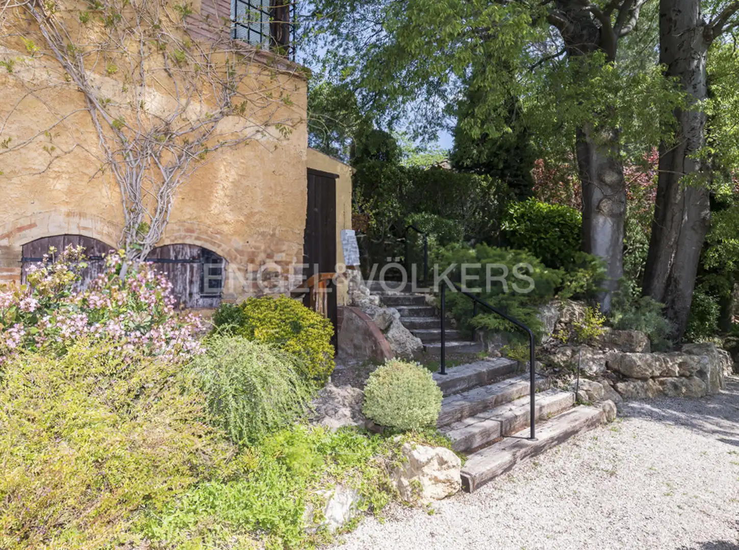 Exterior view of Buildings for sale in Gelida
