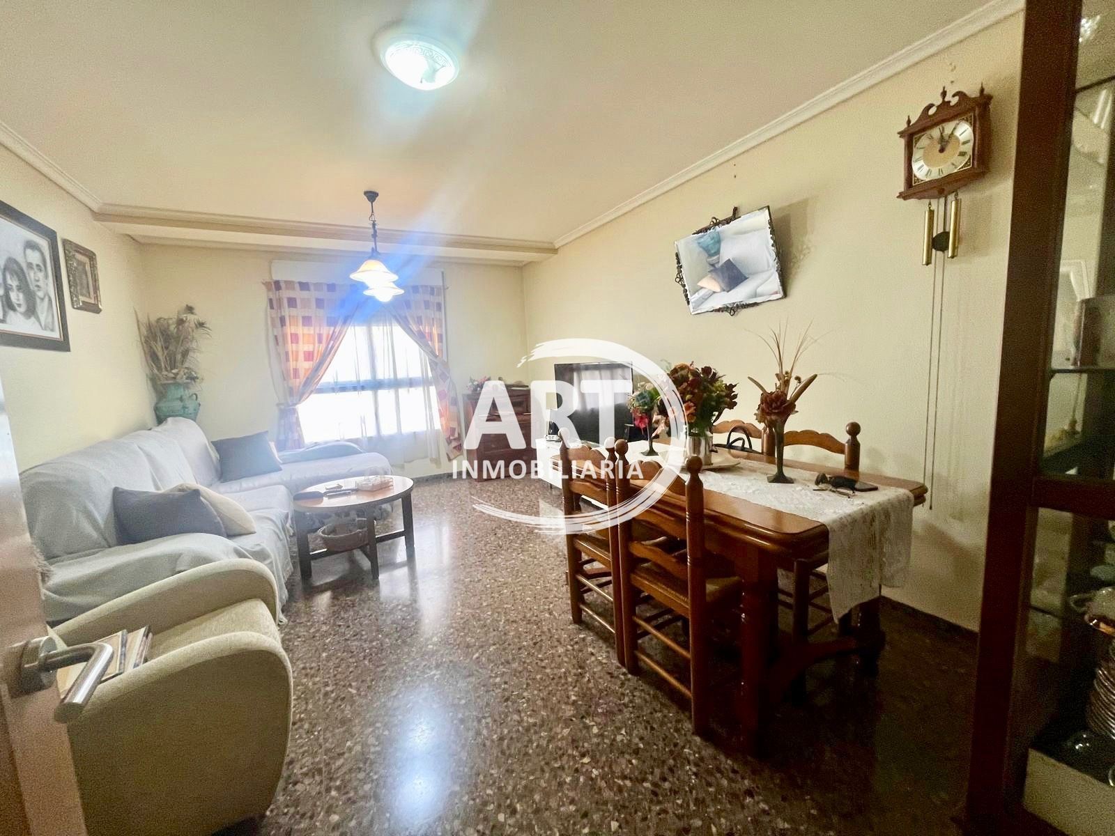 Sala d'estar de Pis en venda en Llíria amb Terrassa i Traster