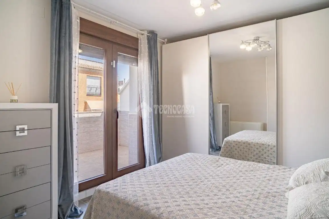 Bedroom of Detached homes for sale in Úbeda  with Air Conditioner, Heating and Terrace
