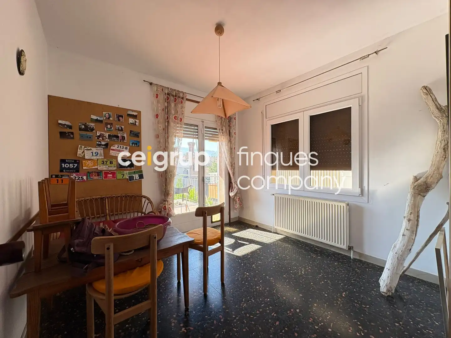 Piso en venta en Sarrià de Ter con Calefacción y Terraza