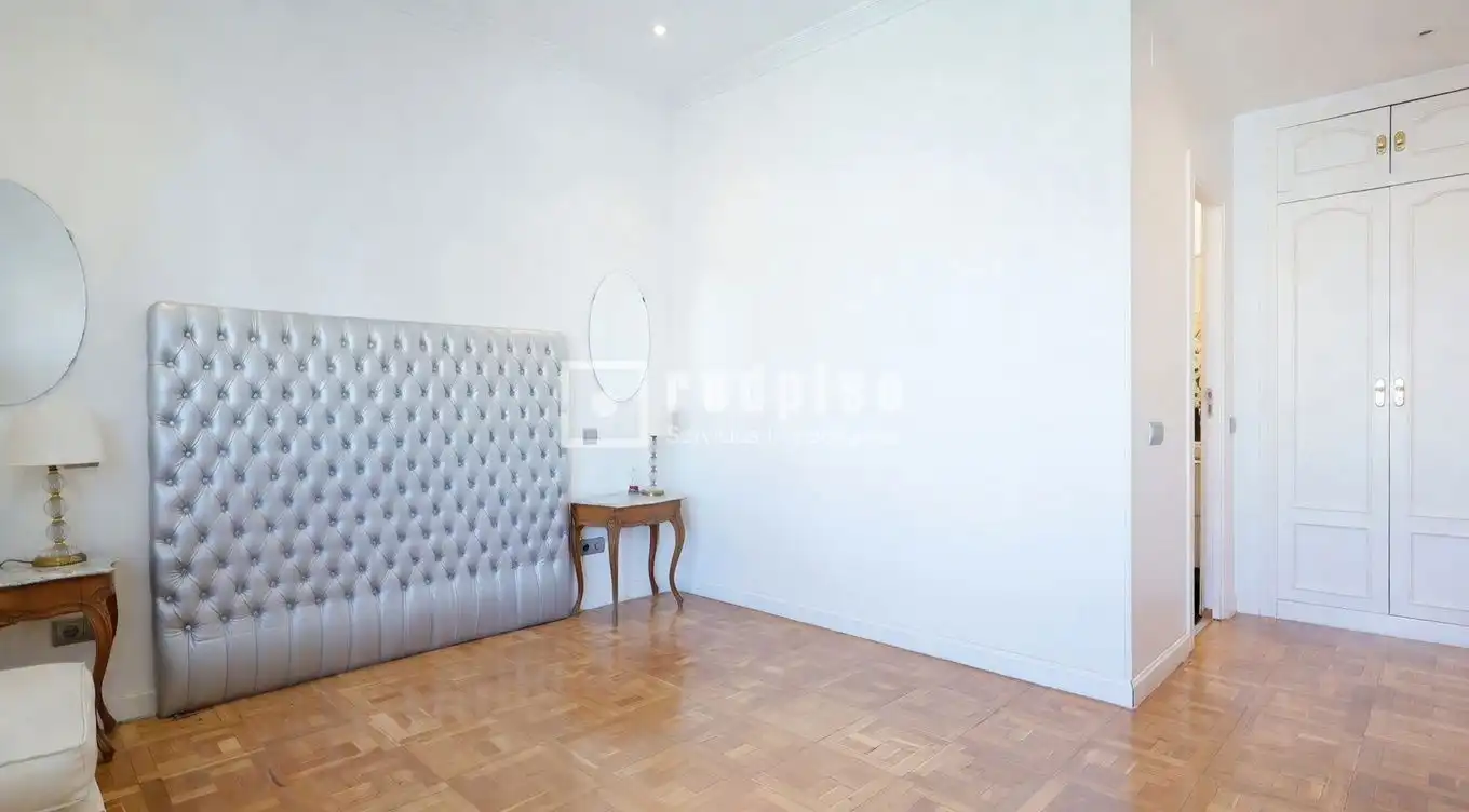 Habitación de Piso en venta en Madrid con Aire acondicionado, Calefacción y Trastero