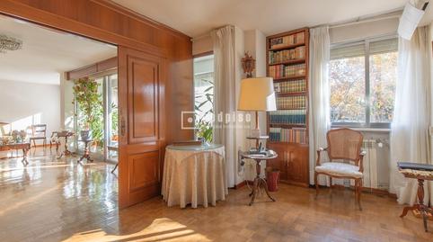 Foto 4 de Piso en venta en Alonso Saavedra, Costillares, Madrid