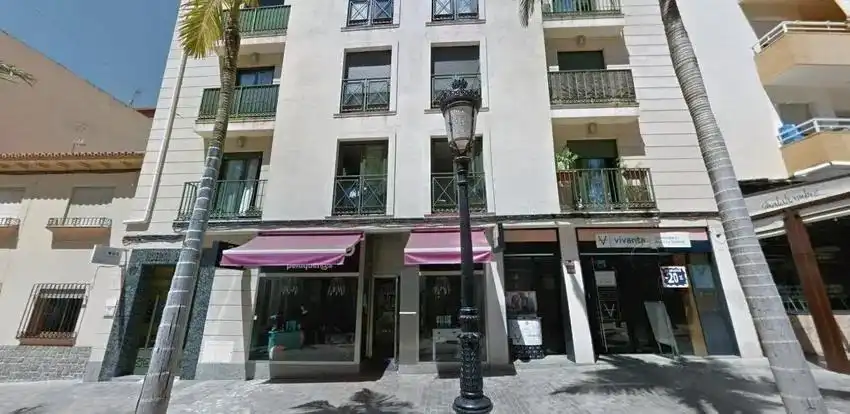 Business premises for sale in Avenida de Blas Infante