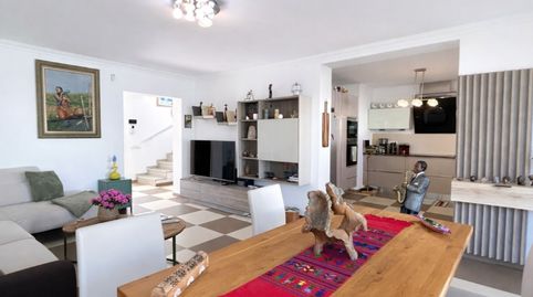 Foto 4 de Casa o xalet en venda a Calle Peni, 144b, Peni, Empuriabrava