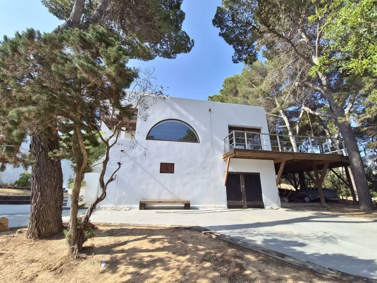 Vista exterior de Casa o xalet en venda en Santa Eulària des Riu amb Aire condicionat, Calefacció i Jardí privat