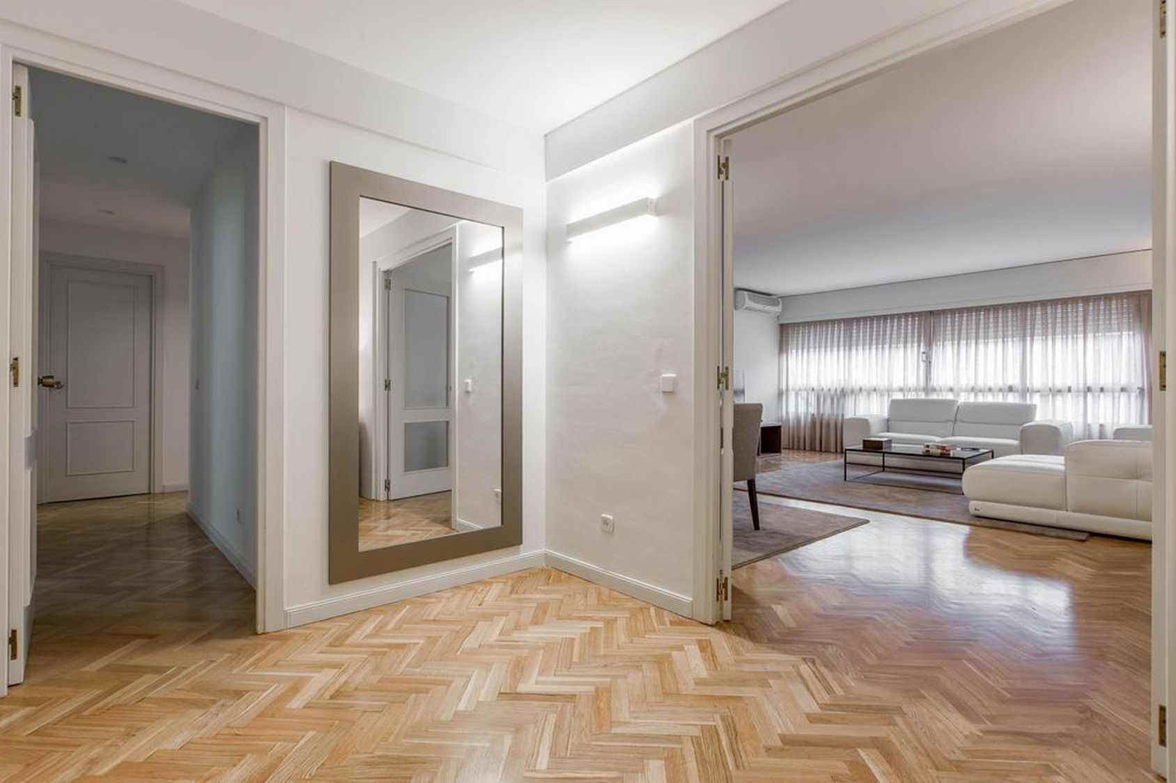 Pis de lloguer a Carrer de Francesc Layret, Fenals