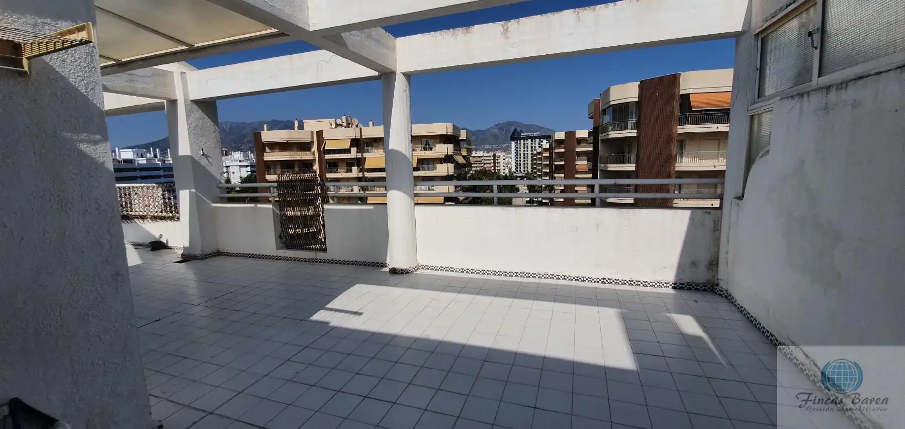 Terrasse von Dachboden zum Verkauf in Fuengirola mit Terrasse und Gemeinschaftspool