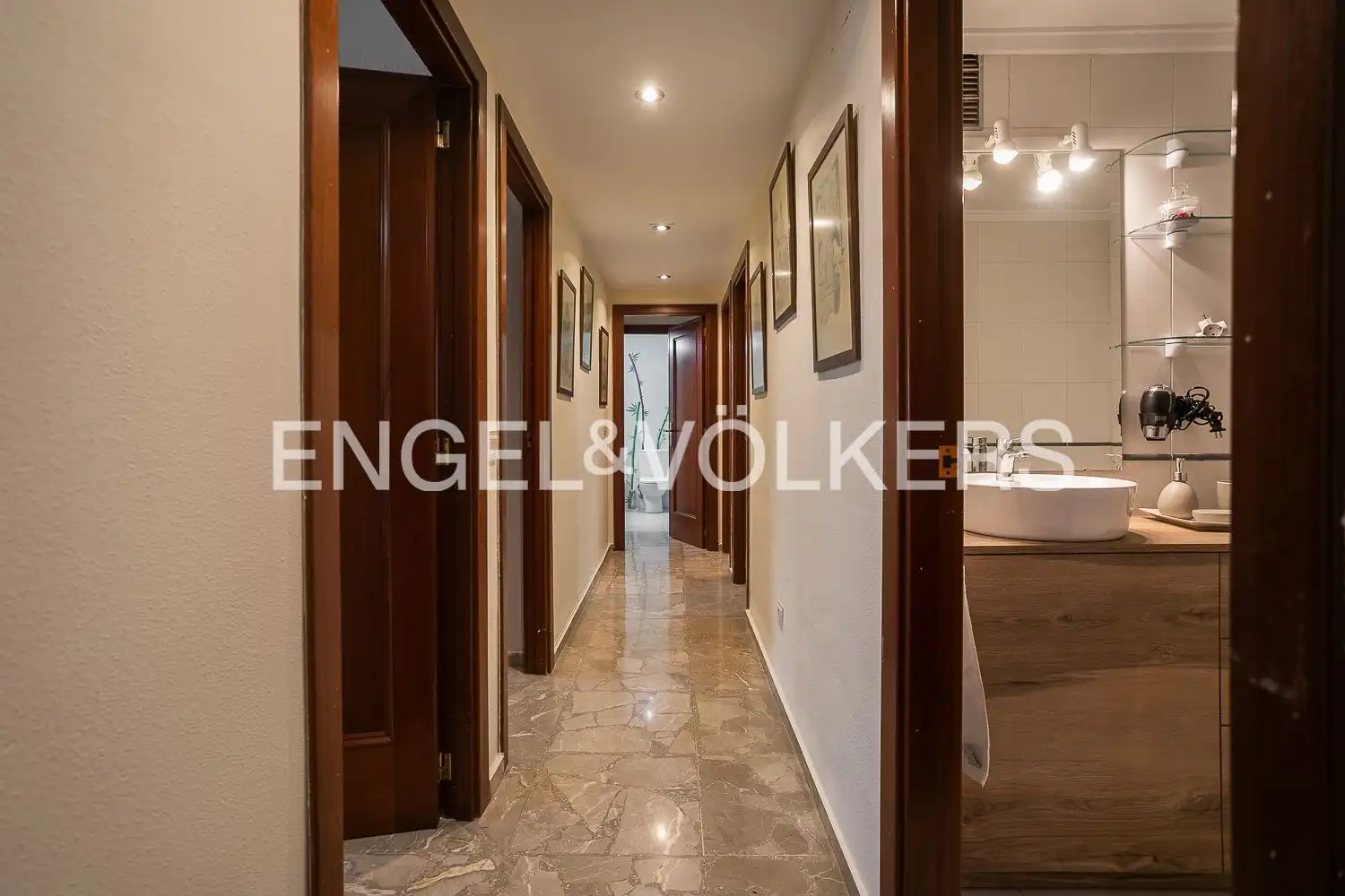 Piso en venta en Valencia con Aire acondicionado, Calefacción y Balcón