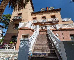 Vista exterior de Casa o xalet en venda en Donostia - San Sebastián  amb Terrassa i Balcó