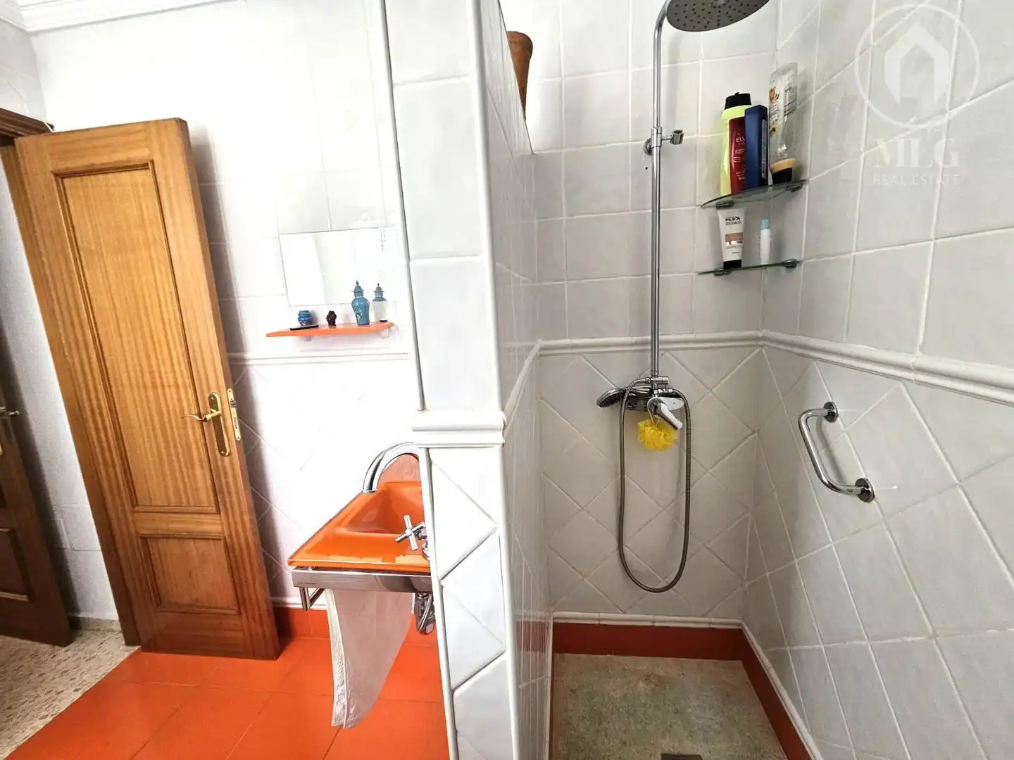 Baño de Casa adosada en venta en Alhaurín de la Torre con Aire acondicionado y Amueblado