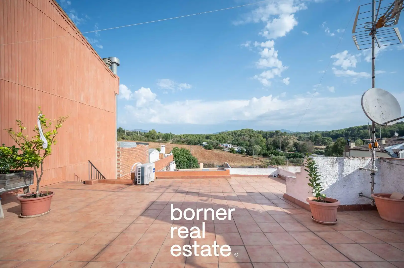 Vista exterior de Piso en venta en Sabadell con Aire acondicionado, Calefacción y Terraza