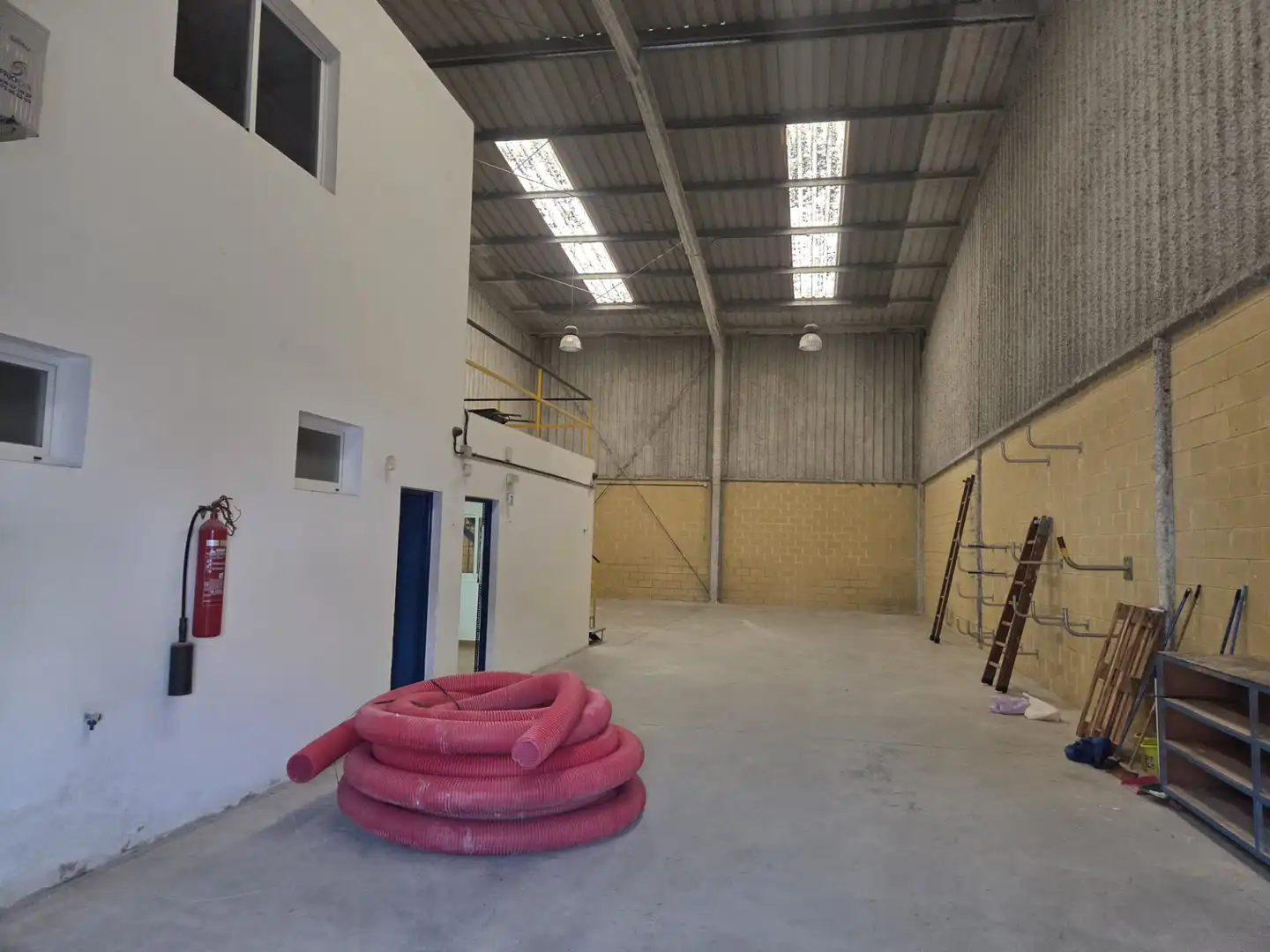 Industrial building for sale in El Zabal - Santa Margarita