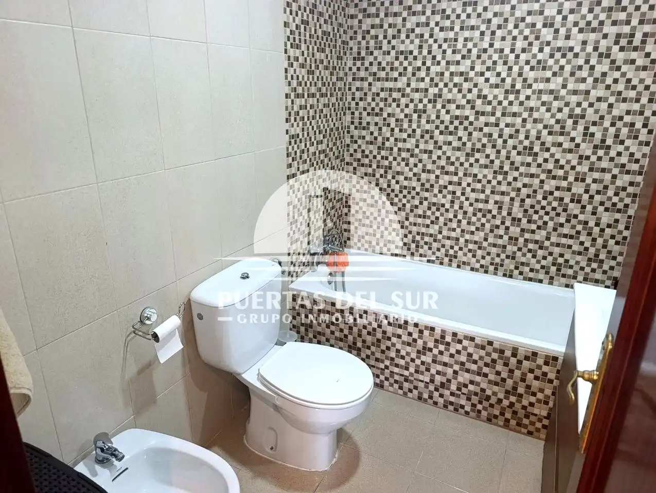 Baño de Piso en venta en Rota con Terraza