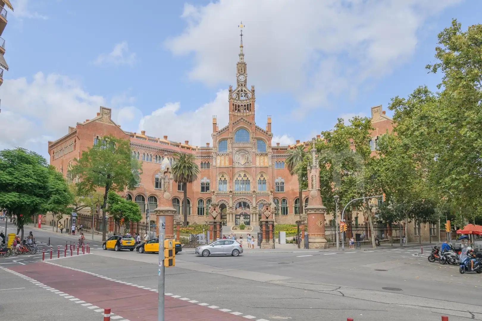 Außenansicht von Wohnung zur Miete in Barcelona