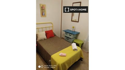Photo 2 of Room in Hospital, Jaén Capital
