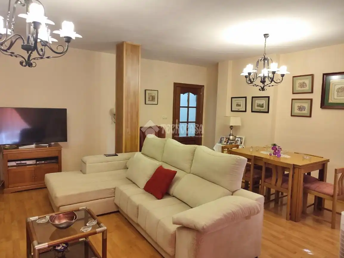 Flat with terrace for sale in Centro ciudad