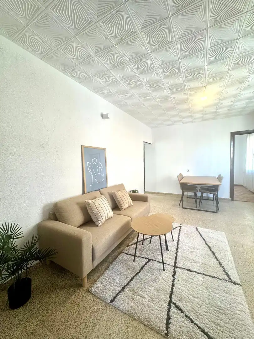 Living room of Flat for sale in Málaga  with Air Conditioner, Heating and Balcony