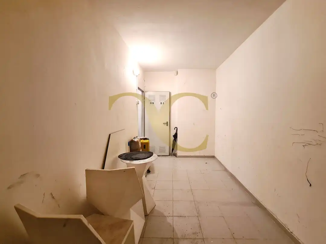Maisonette zum Verkauf in Oviedo  mit Heizung, Privatgarten und Terrasse