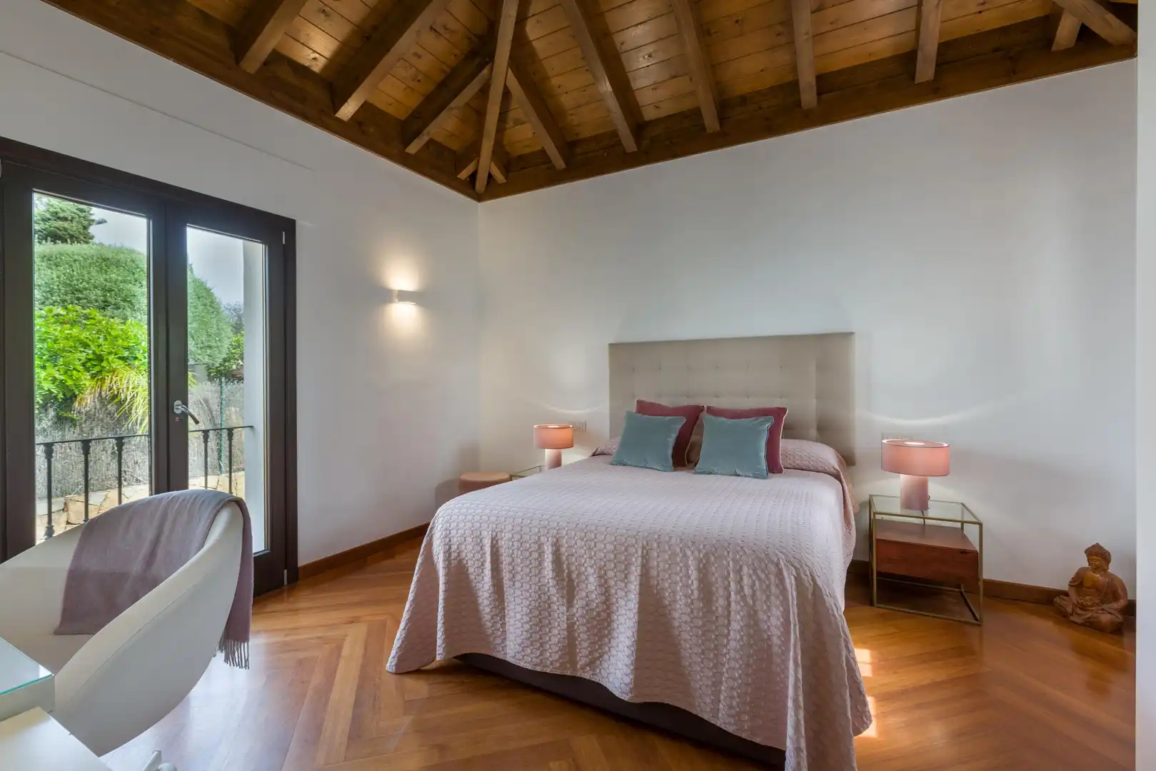 Dormitori de Casa o xalet de lloguer en Estepona amb Calefacció, Jardí privat i Terrassa
