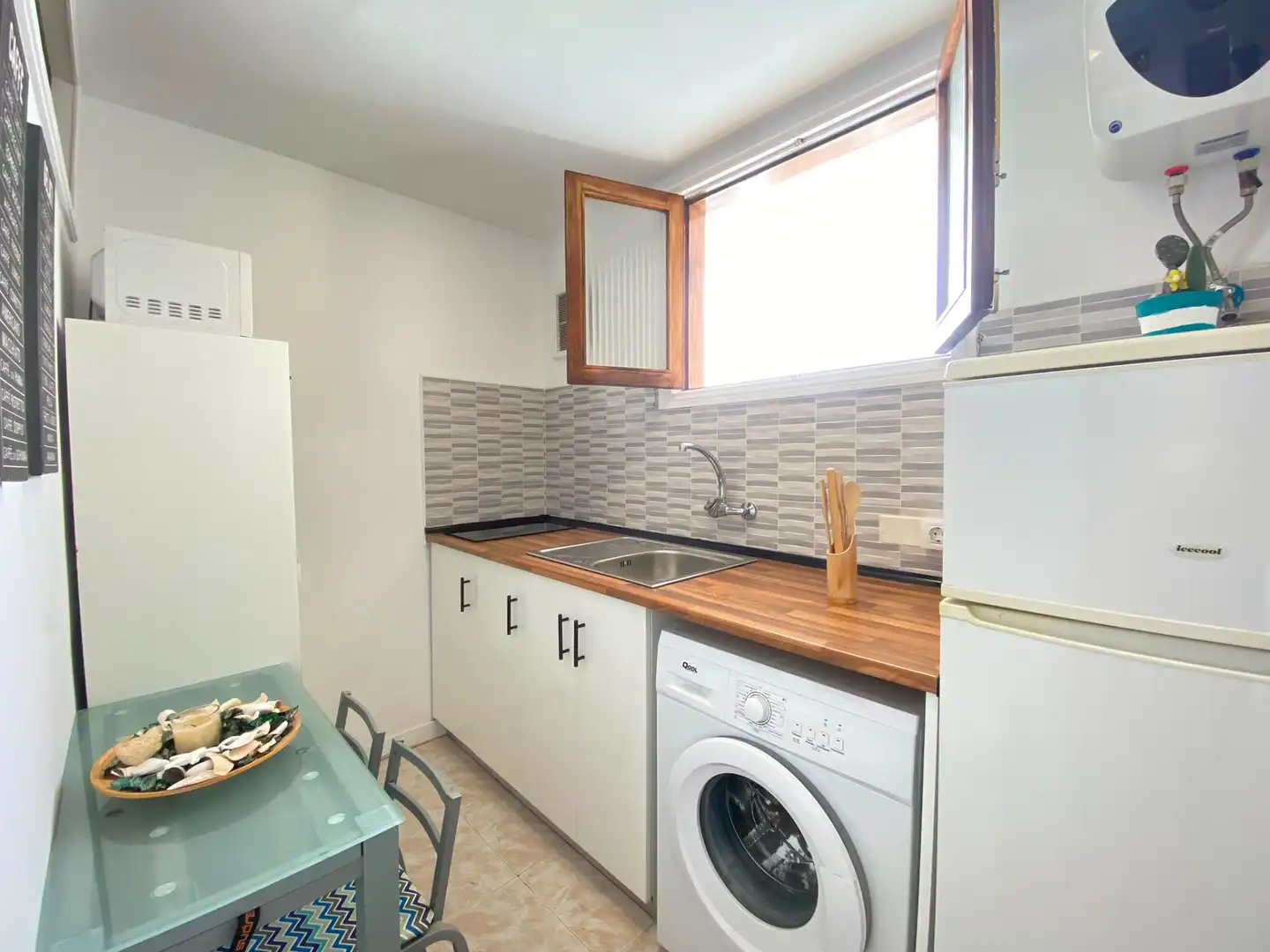 Kitchen of Flat for sale in San Bartolomé de Tirajana  with Private garden, Terrace and Furnished