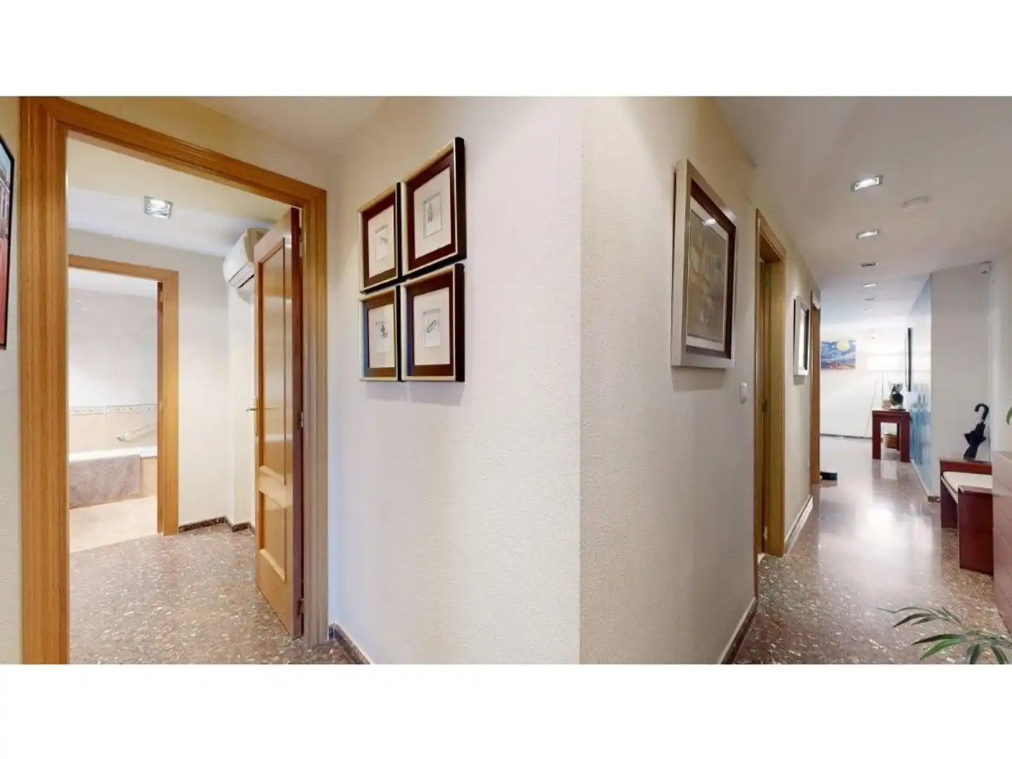 Ático en venta en Paterna con Aire acondicionado, Terraza y Trastero