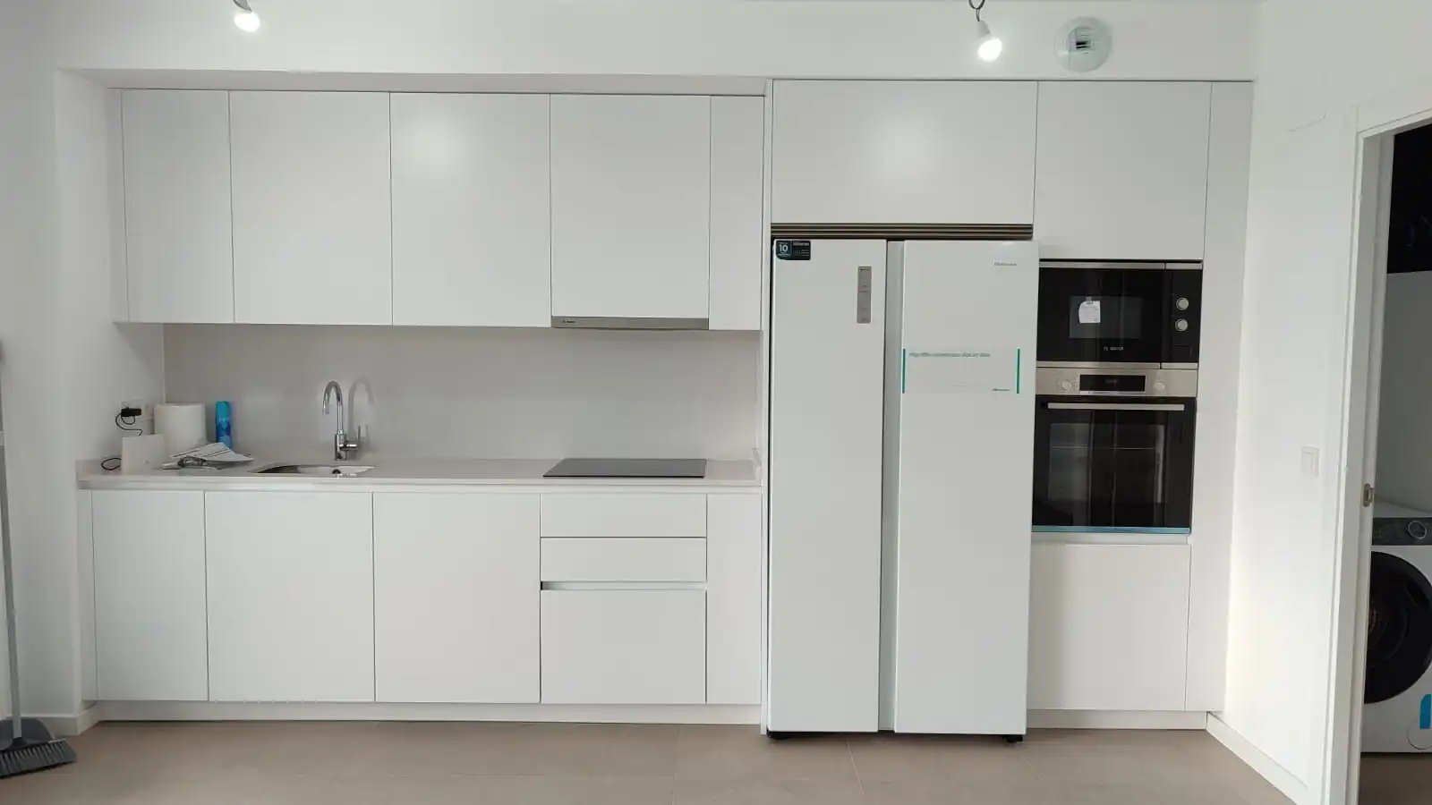 Cocina de Apartamento en venta en Torremolinos con Aire acondicionado, Terraza y Piscina comunitaria