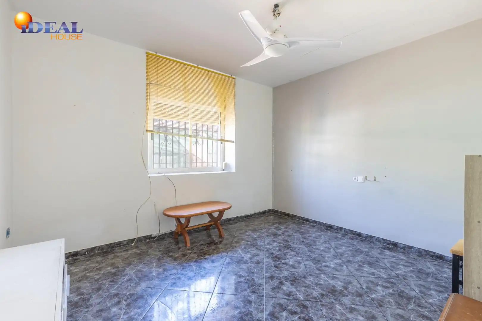 Habitación de Casa o chalet en venta en Moraleda de Zafayona con Alarma