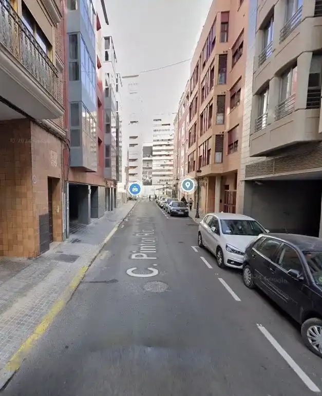 Exterior view of Garage for sale in Valencia